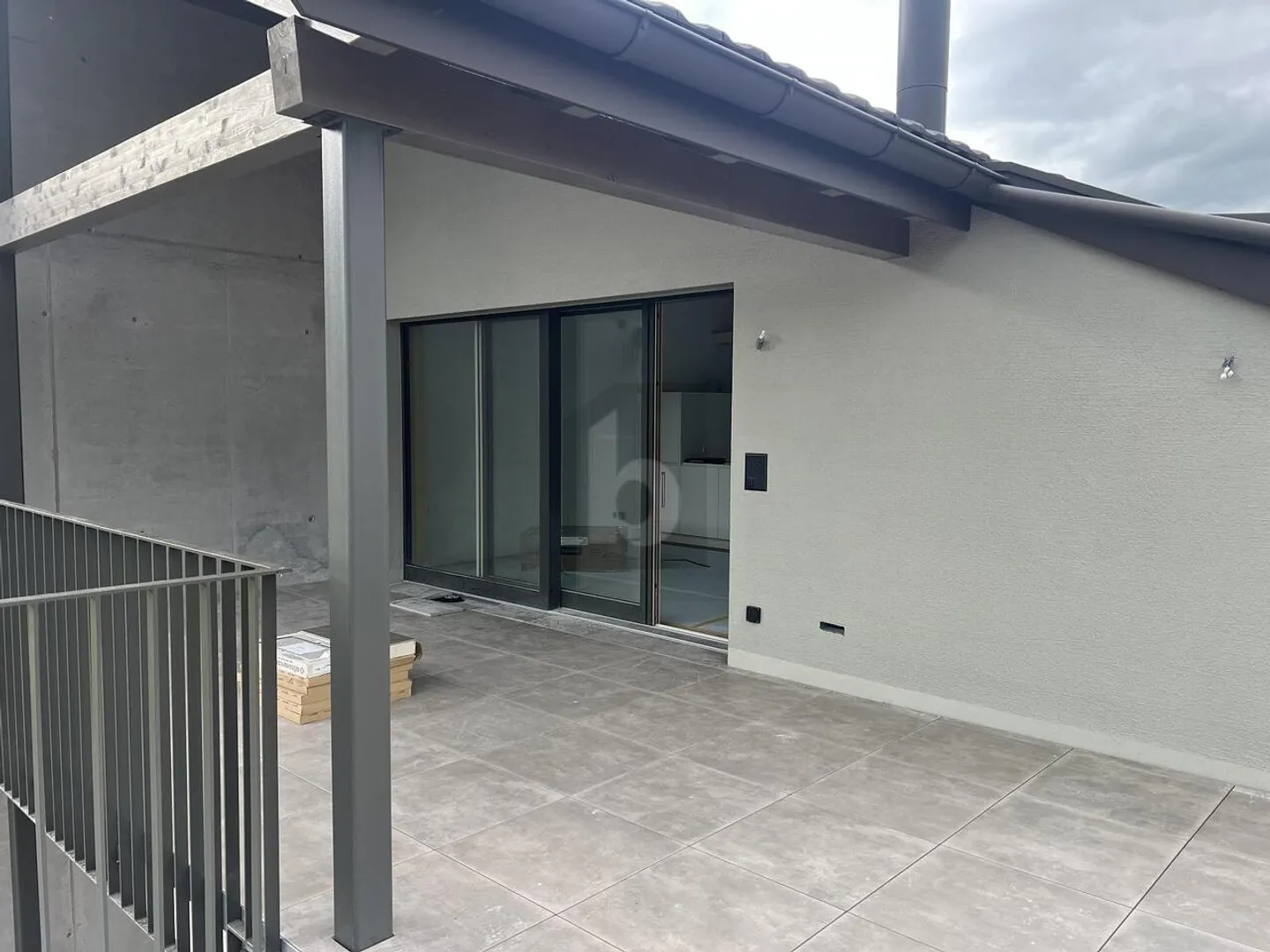 FIRST USE: MODERN WITH A VIEW - Photo 5 of 6