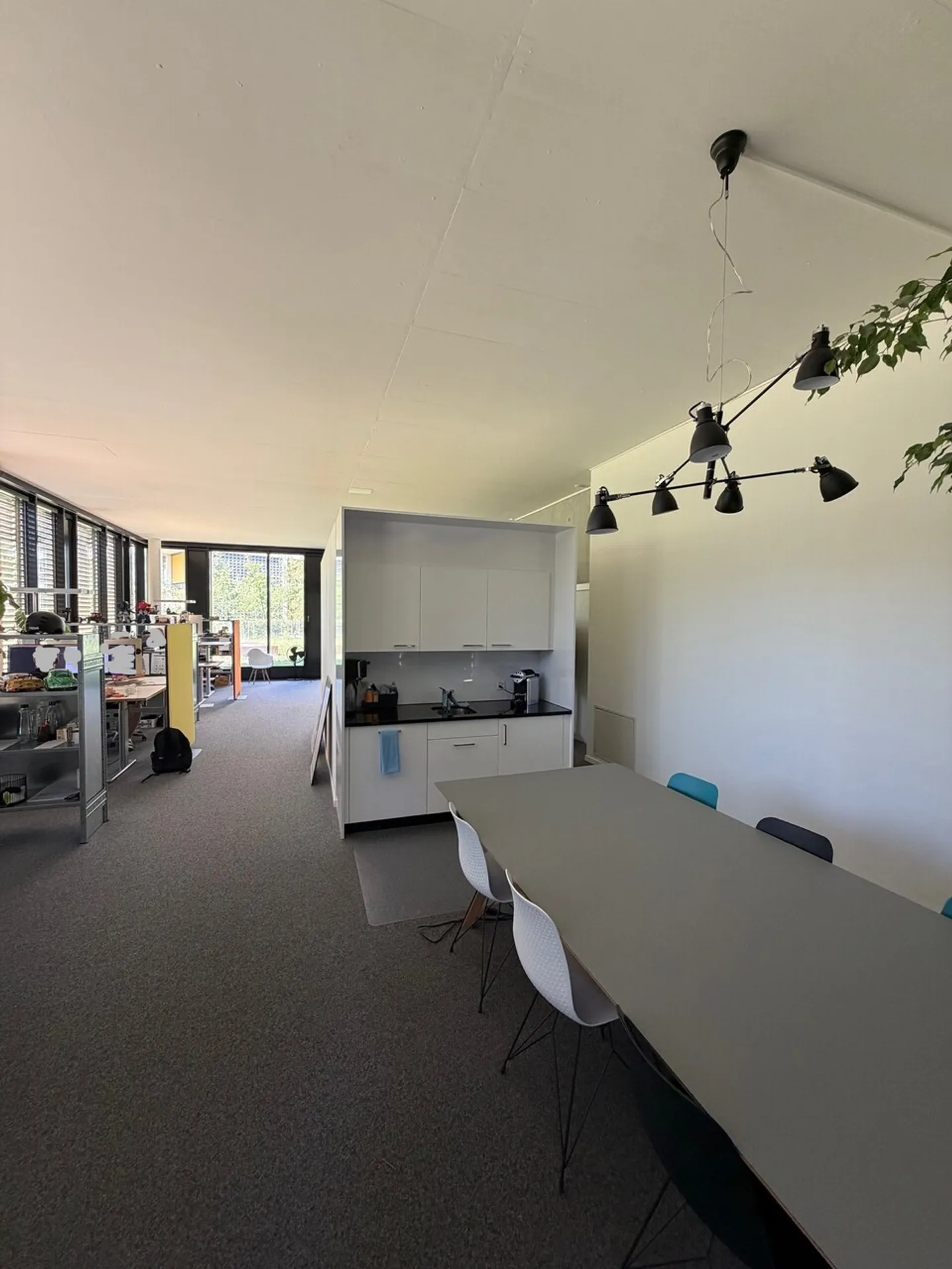 Espace commercial attrayant à Zurich Oerlikon - Photo 3 sur 4