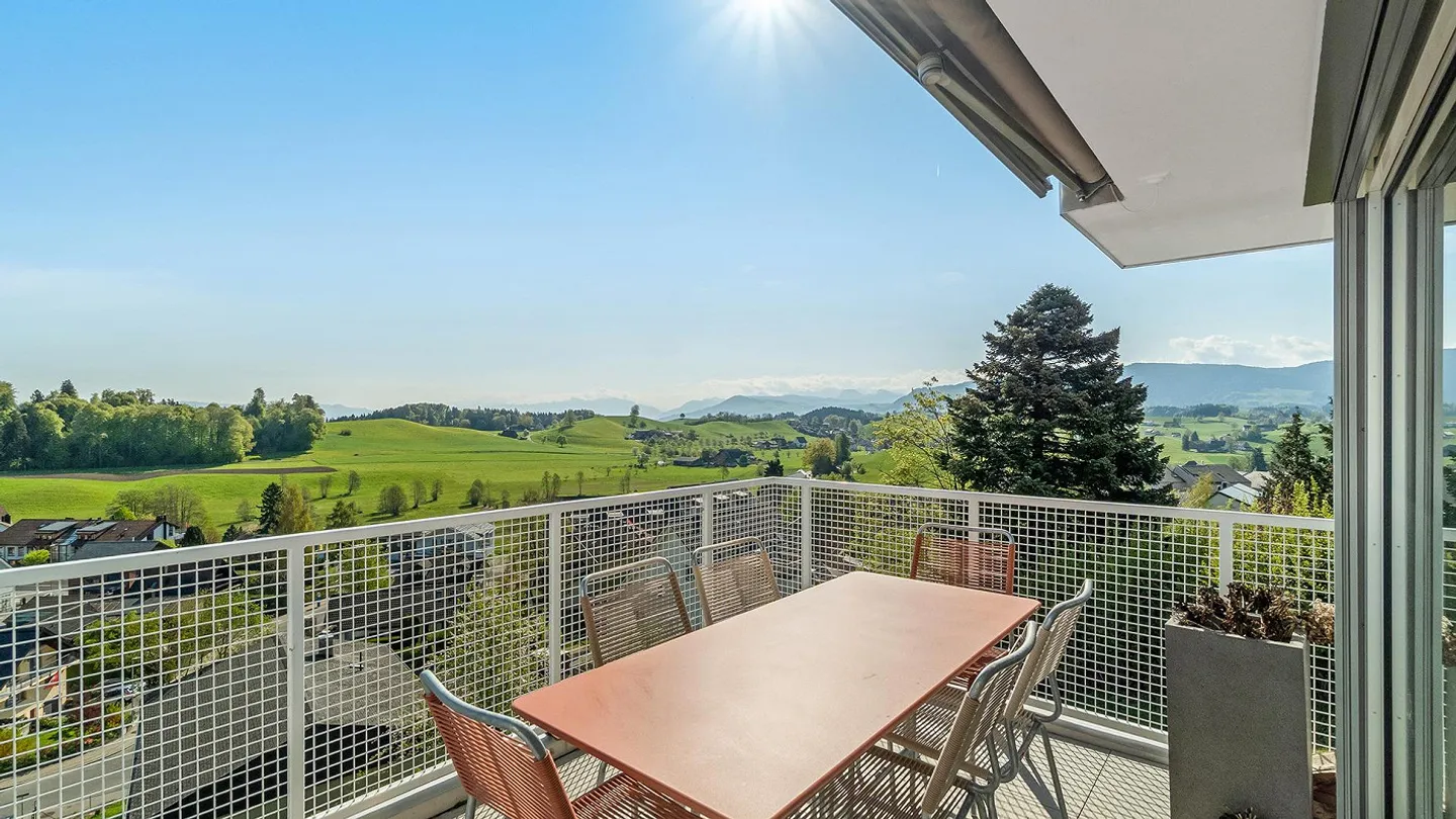 Idylle familiale avec vue imprenable - Photo 2 sur 4