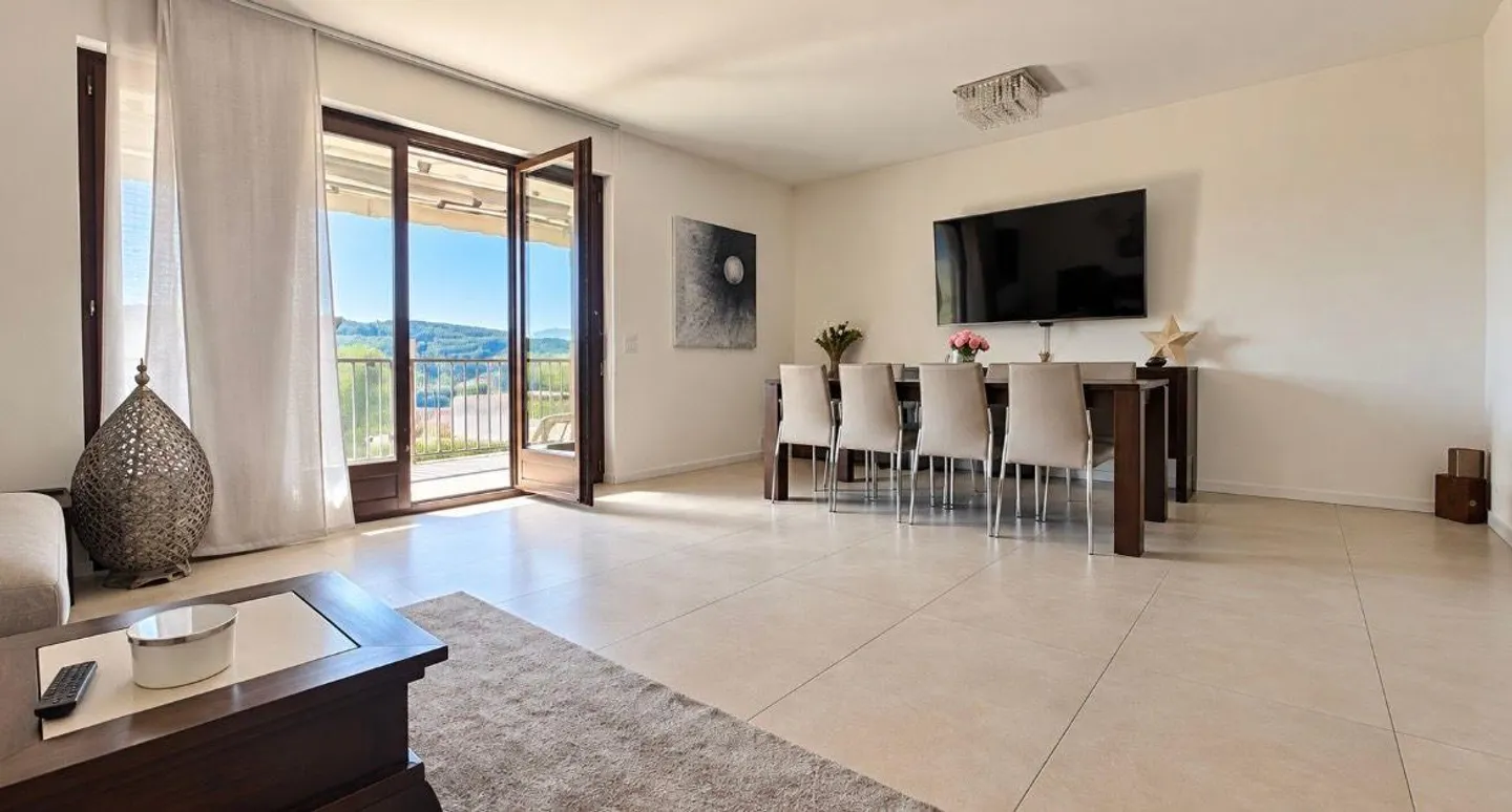 Villa with private garden and pleasant open view - Photo 19 of 22