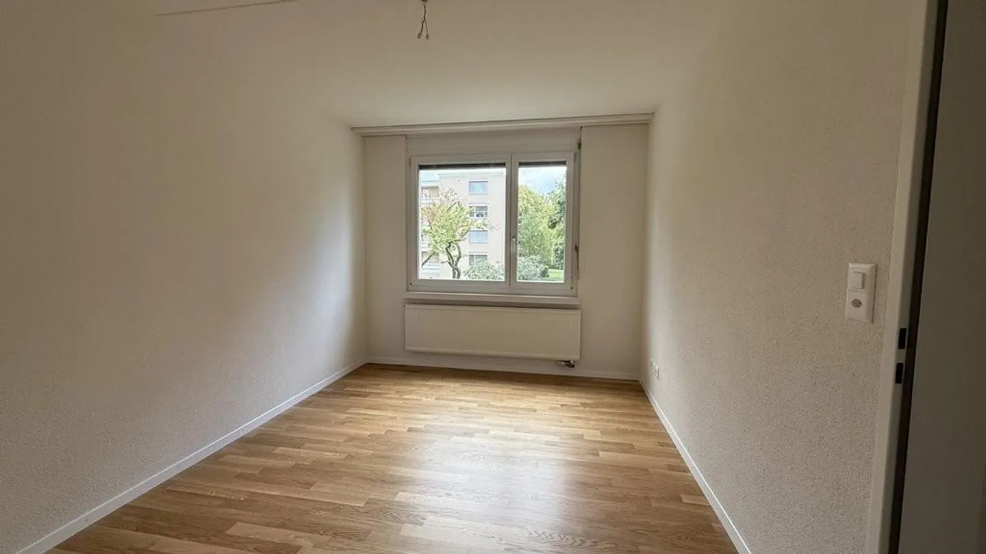 Tanto spazio per sentirsi bene - Appartamento di 5,5 stanze con due balconi - Foto 6 di 9