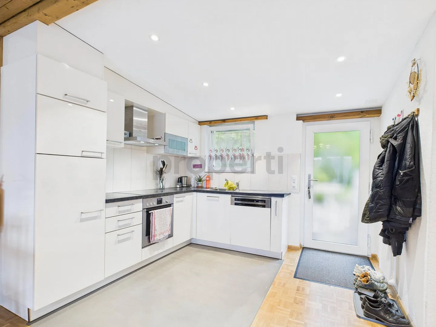 Cozy 3.5-room apartment in a quiet location in Zwingen - Photo 2 of 7