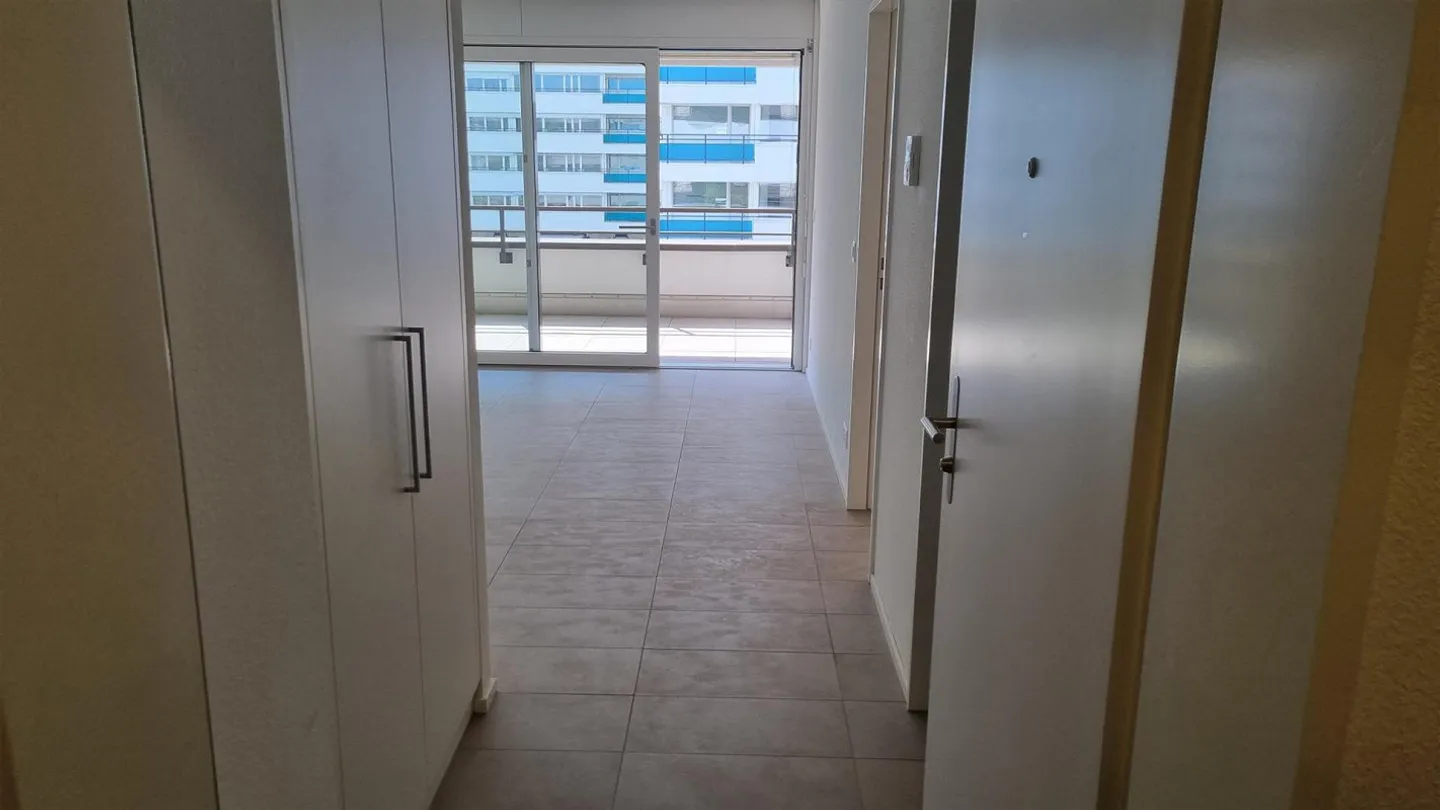 Attractive 2.5 room apartment near the Birs - Photo 3 of 10