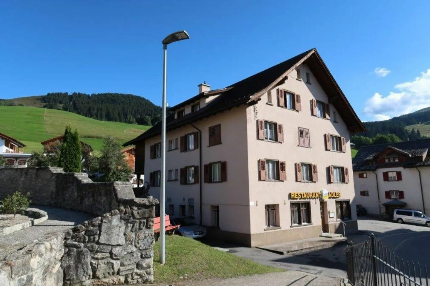 Restaurant/Ladenlokalität in Obersaxen/Meierhof - Foto 3 von 6