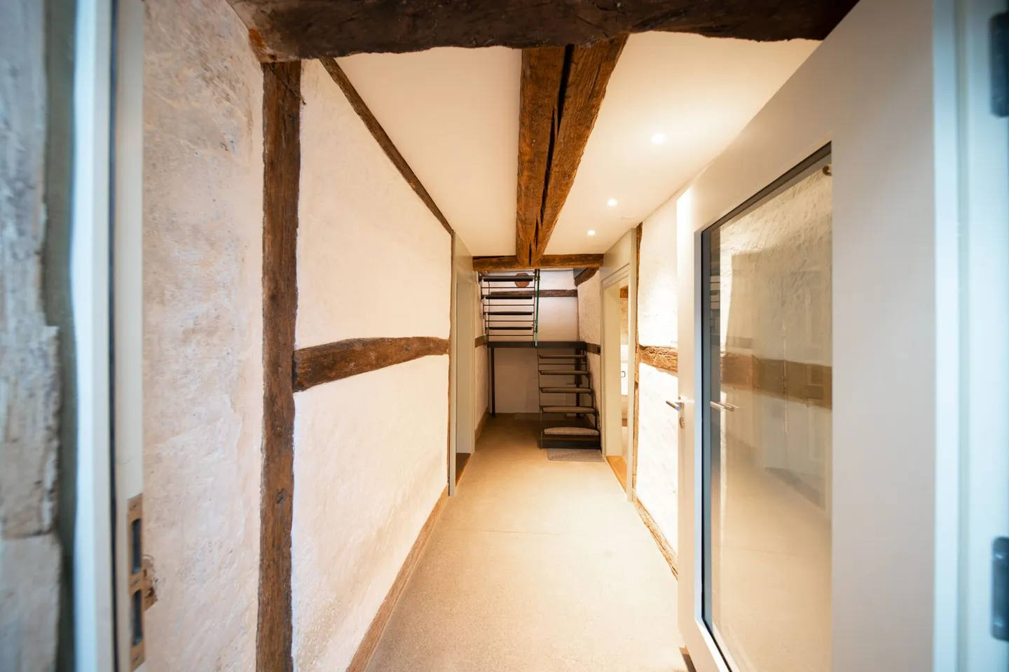 Historical Walls: 2.5 Room Maisonette - Photo 7 of 9