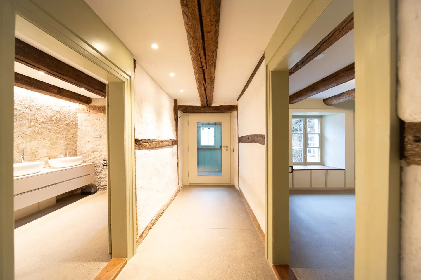 Historical Walls: 2.5 Room Maisonette - Photo 4 of 9