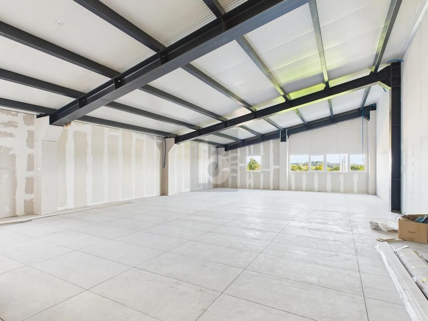 Bright Office Space in Oensingen - Photo 1 of 6