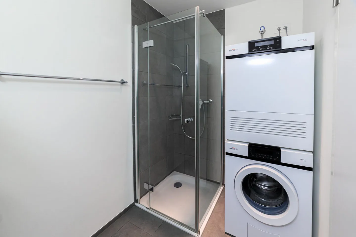 Bright 4.5-room apartment 100m2 - Photo 4 of 7