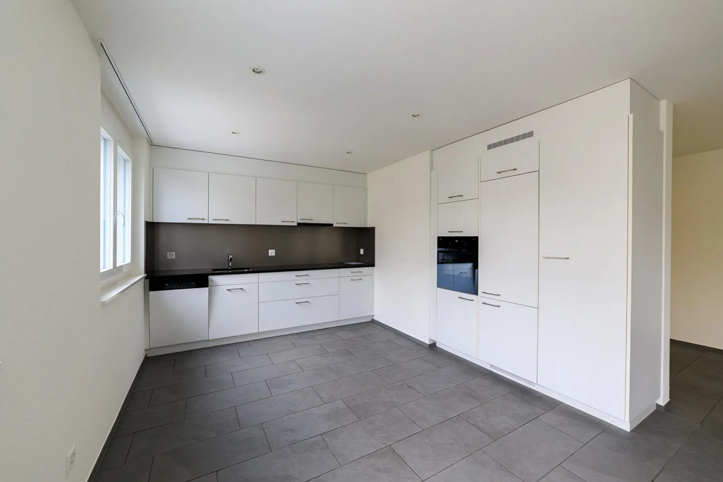 Bright 4.5-room apartment 100m2 - Photo 1 of 7