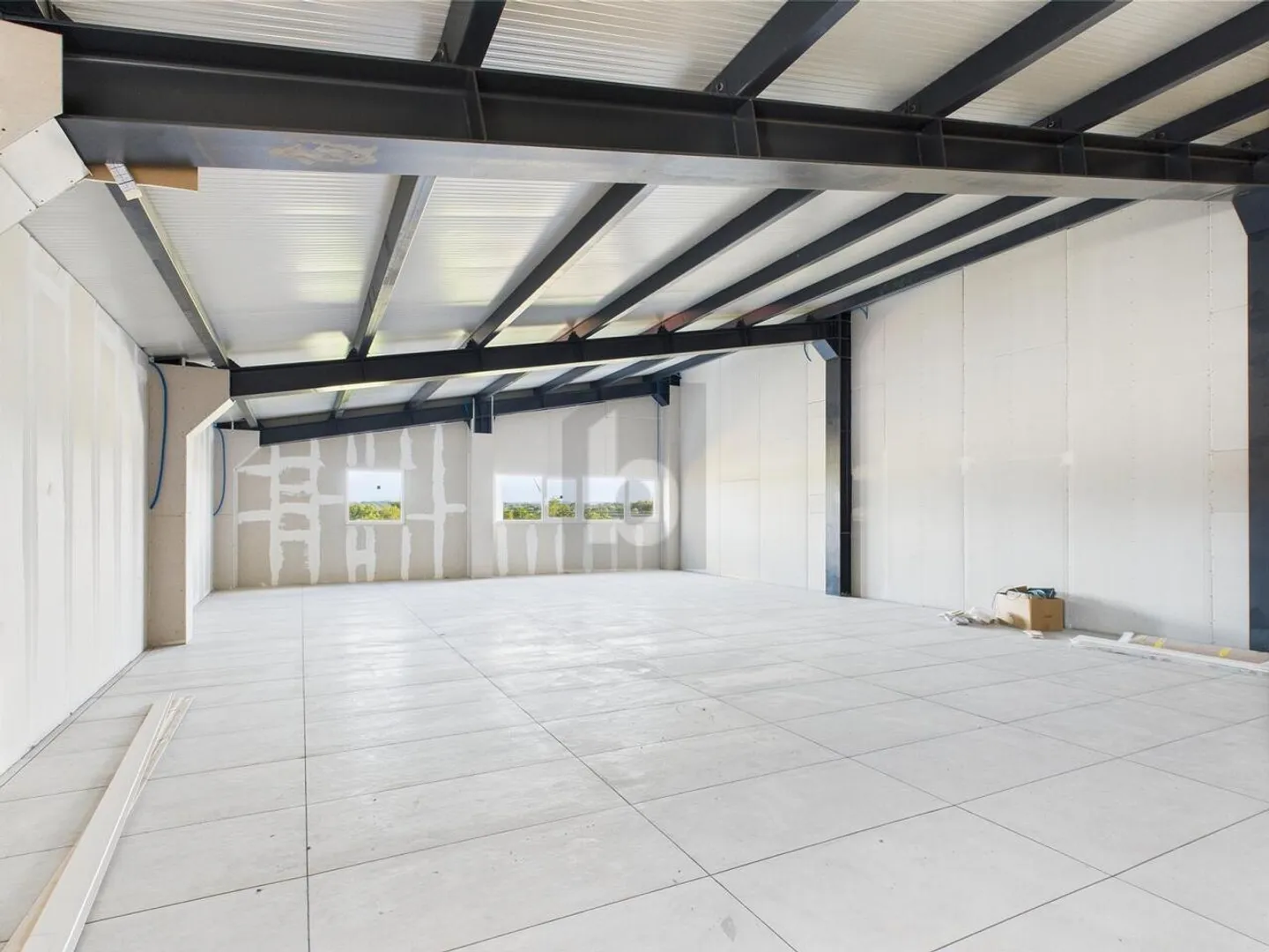 Bright Office Space in Oensingen - Photo 4 of 6