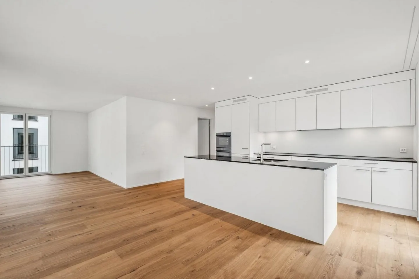 Moderne 3.5-Zimmerwohnung in Goldau - Foto 1 von 6