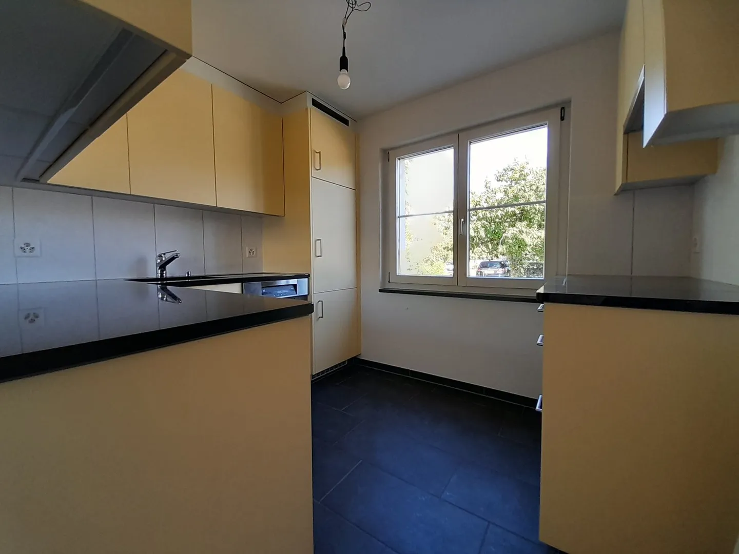 Charmante maison individuelle de 4 pièces avec jardin à Eglisau - Photo 7 sur 13