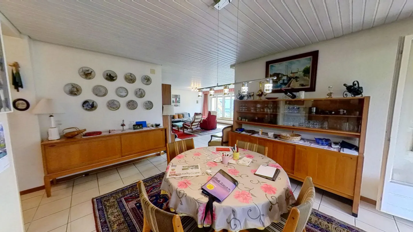 Appartamento 3.5 camere affascinante - Foto 3 di 9