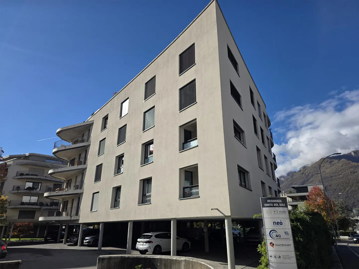 Büro mit 4 Räumen in zentraler Lage in Giubiasco - Foto 1 von 2