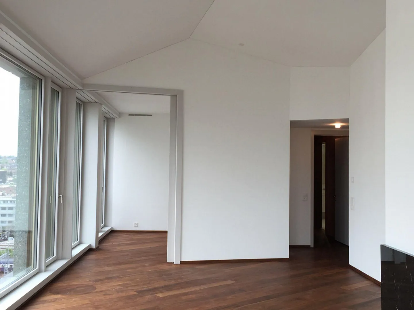 Europaallee - Spacious 3.5-room apartment with a view of Üetliberg - Photo 4 of 7