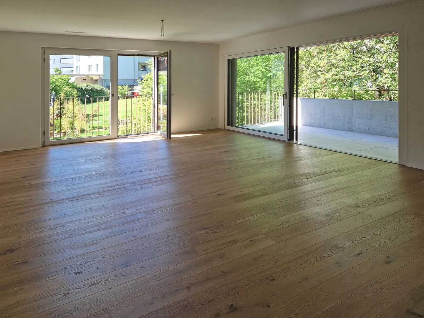 Vie urbaine, vie détendue : moderne appartement en copropriété de 4,5 pièces au 1er étage - Photo 6 sur 13