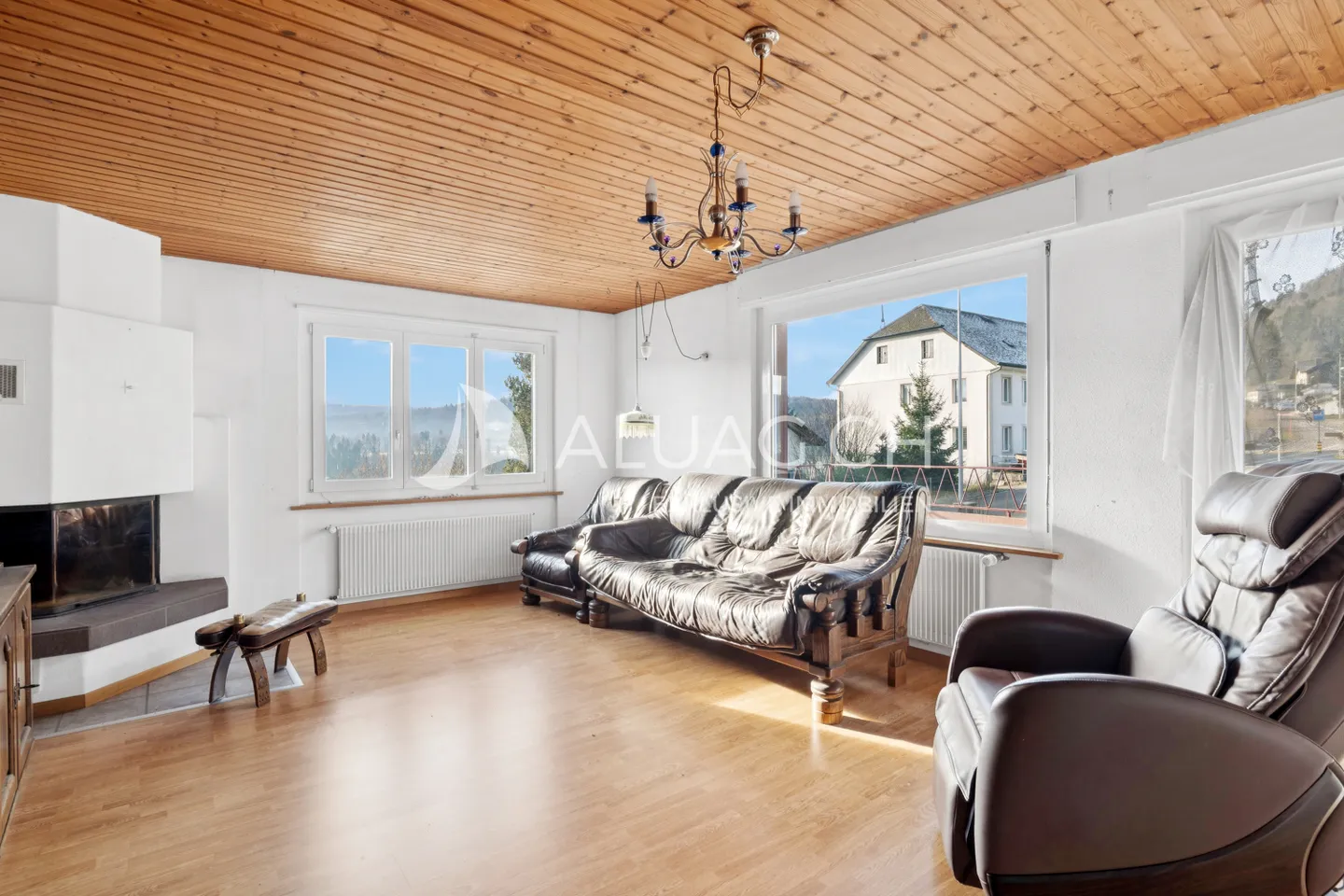 CASA DA RISTRUTTURARE CON 3 GARAGE - Foto 5 di 11