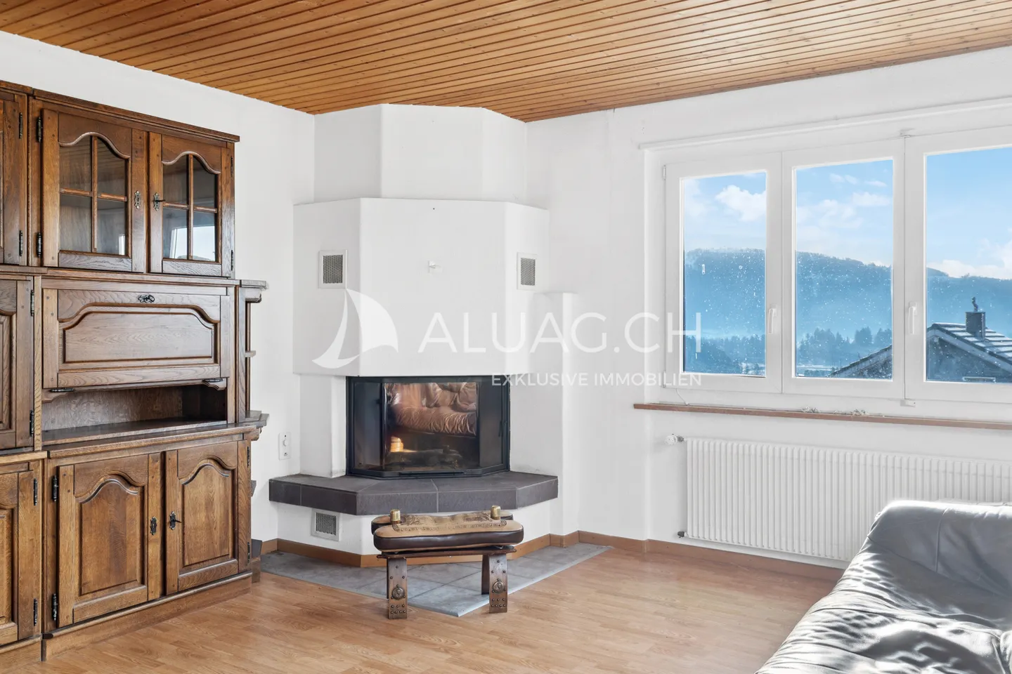 CASA DA RISTRUTTURARE CON 3 GARAGE - Foto 6 di 11