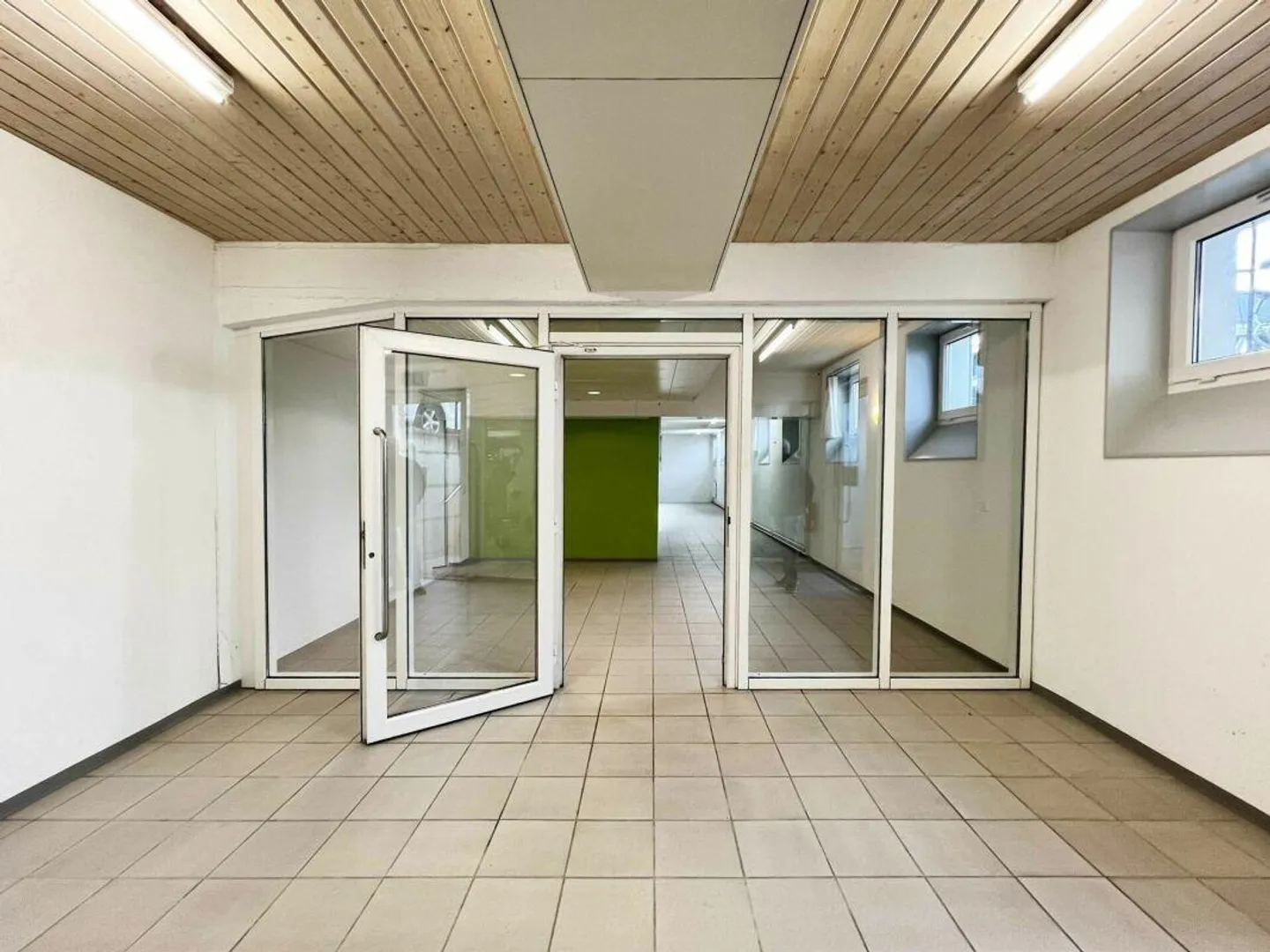 Nel seminterrato, spazio per vari usi - Foto 7 di 16