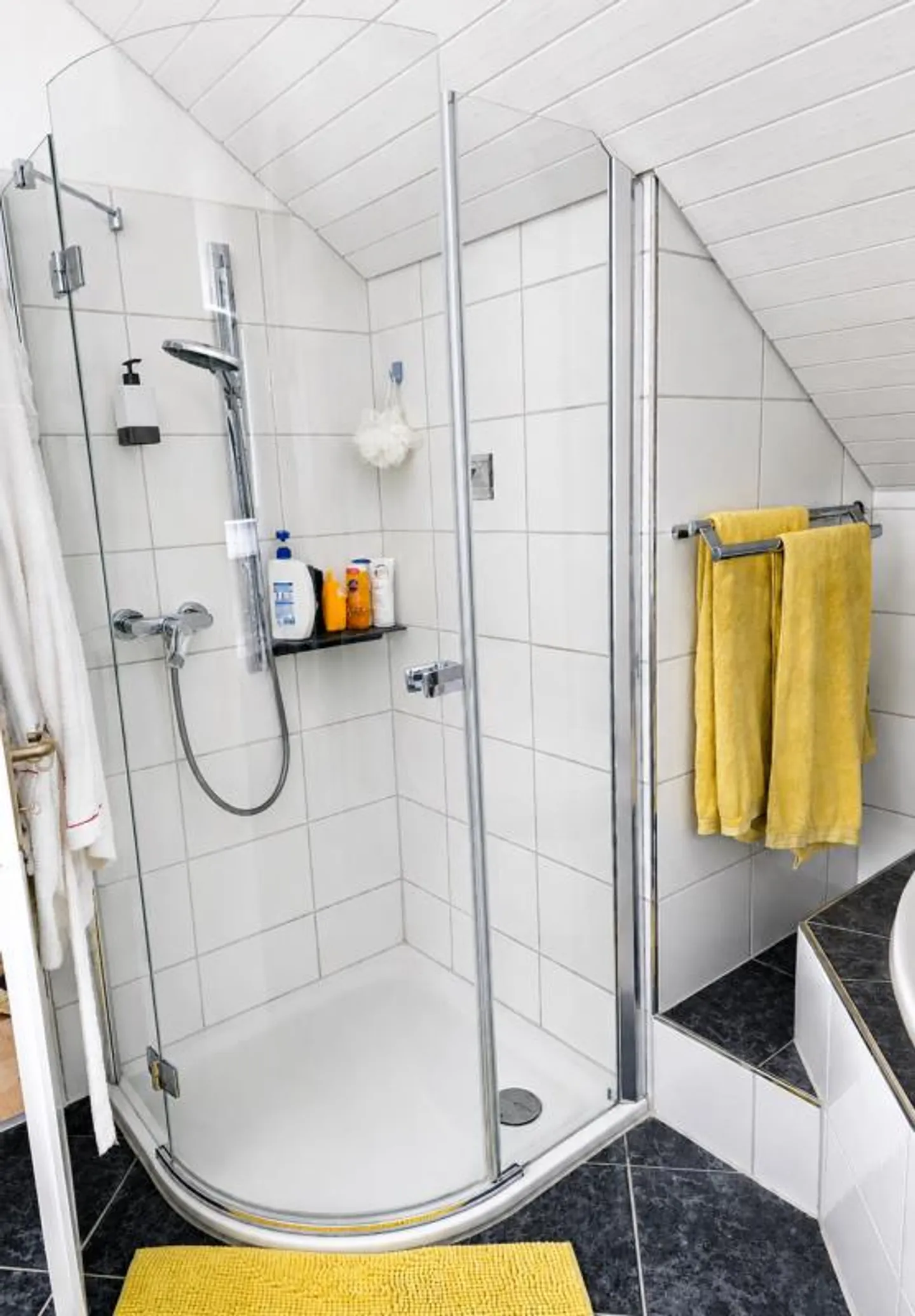 Emplacement privilégié avec intimité, confort et vue dégagée - Photo 8 sur 8