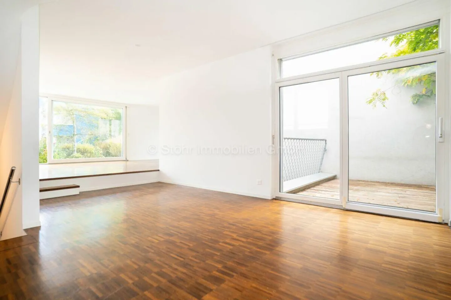 Maison de ville spacieuse de 5,5 pièces avec annexe supplémentaire - Photo 5 sur 24