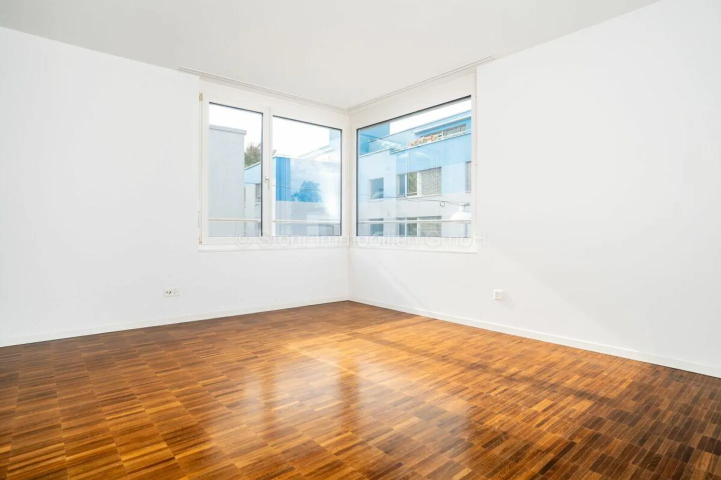 Maison de ville spacieuse de 5,5 pièces avec annexe supplémentaire - Photo 9 sur 24