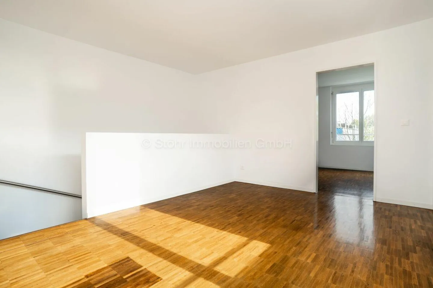 Maison de ville spacieuse de 5,5 pièces avec annexe supplémentaire - Photo 20 sur 24