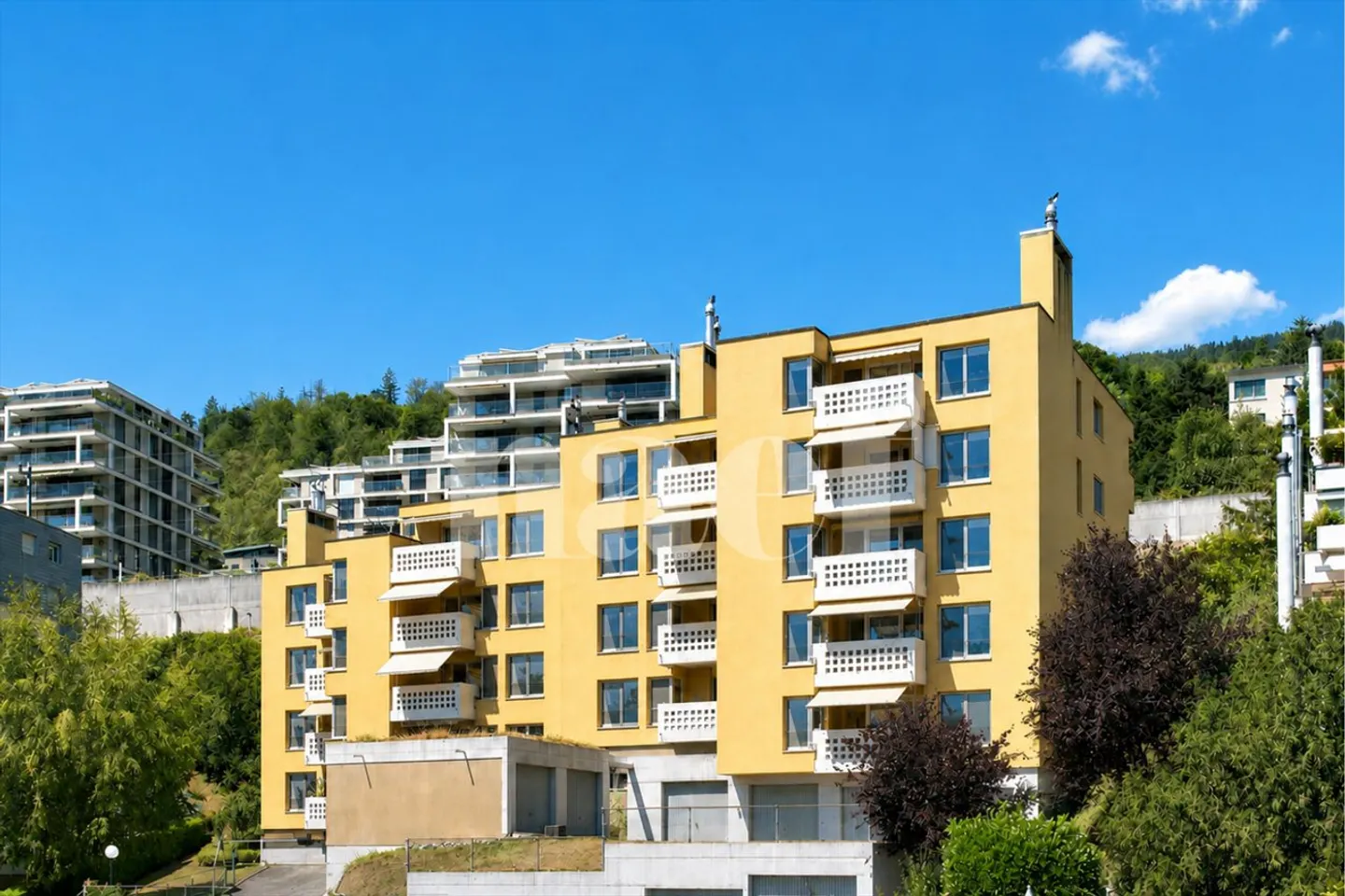 Appartamento di 4,5 locali con vista lago - Foto 1 di 11