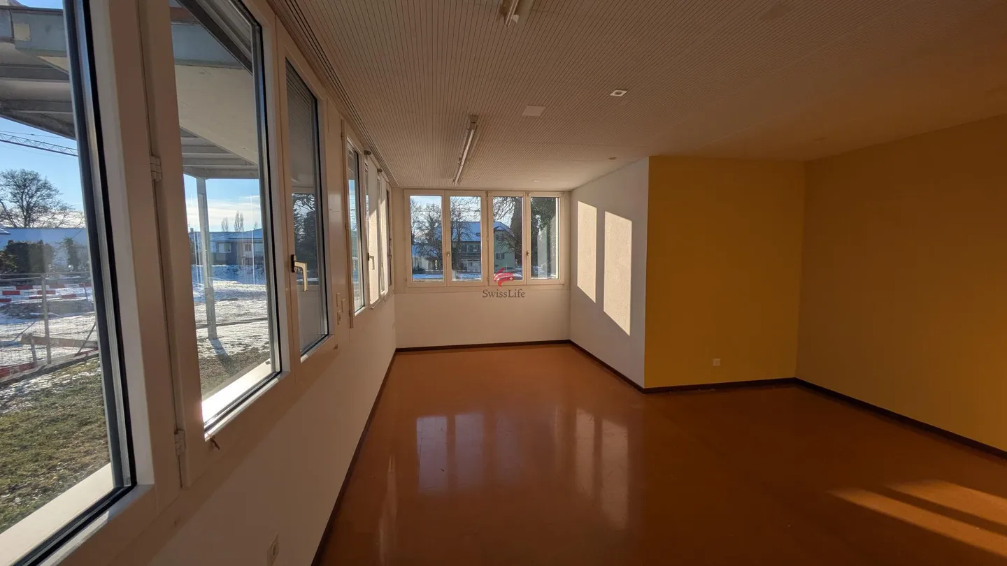 Charming Garden Apartment - Photo 5 of 8