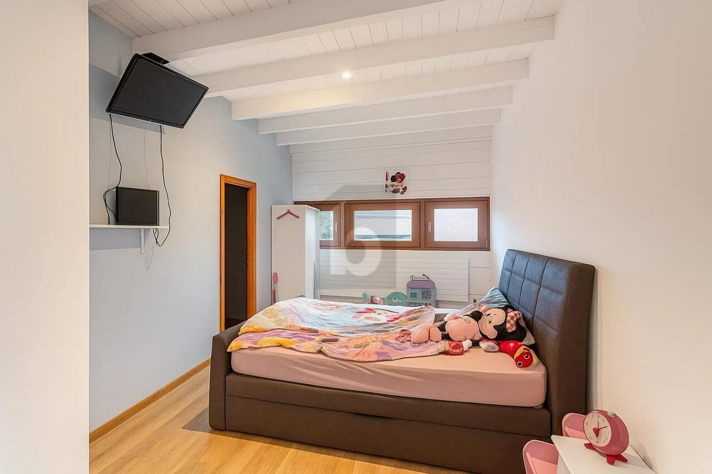 TRIPLEX D'EXCEPTION AVEC PISCINE - Photo 3 sur 6