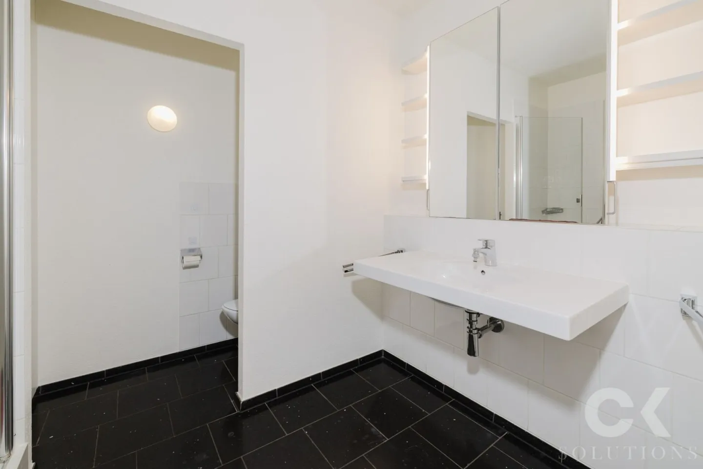 Ampio appartamento con giardino di 5 stanze a Oberwil - Vivere con stile, spazio e natura - Foto 14 di 17