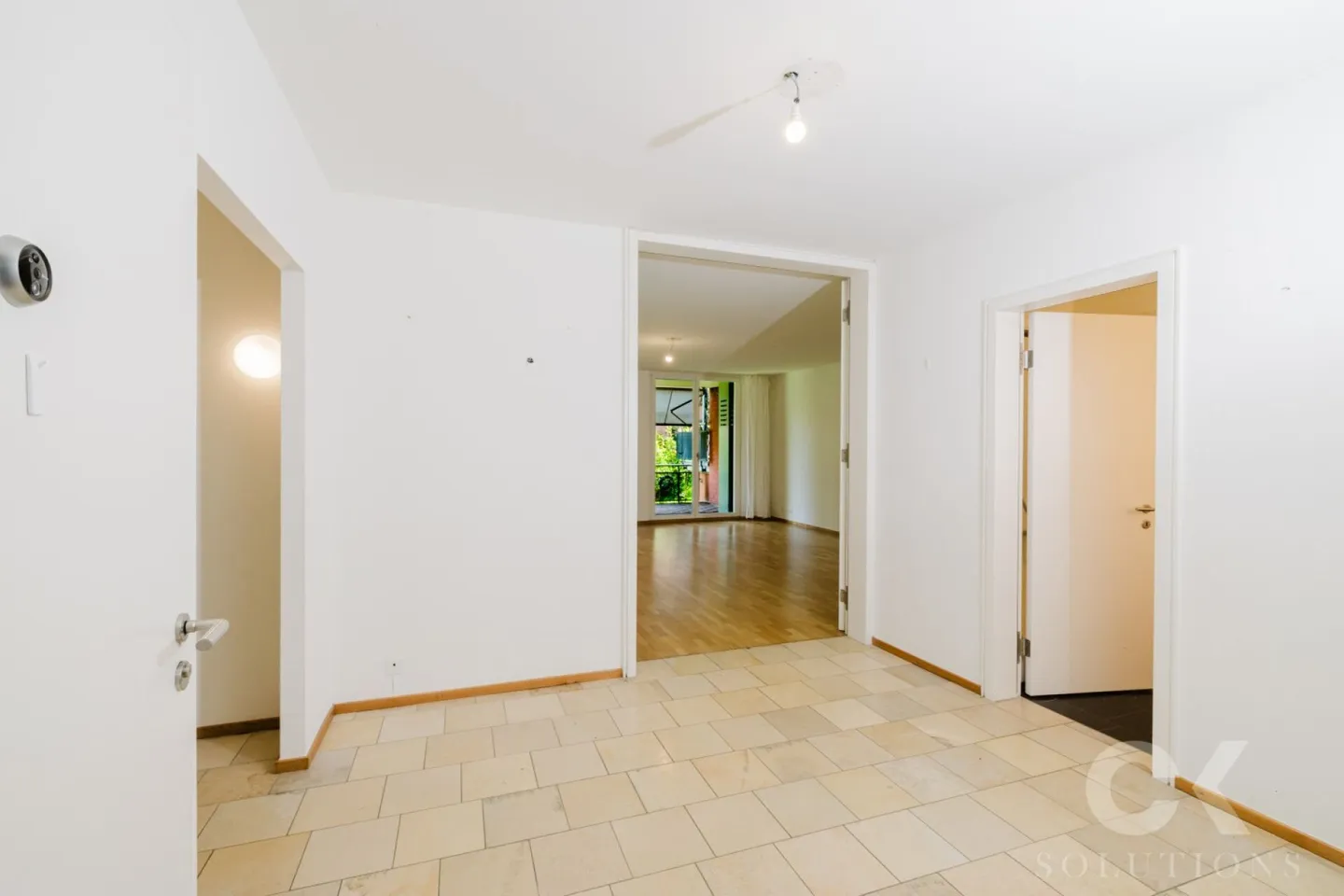 Ampio appartamento con giardino di 5 stanze a Oberwil - Vivere con stile, spazio e natura - Foto 17 di 17