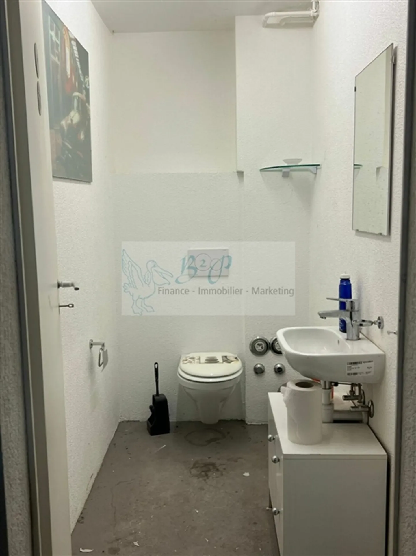 Un magazzino di 110m2 è in affitto! - Foto 5 di 7