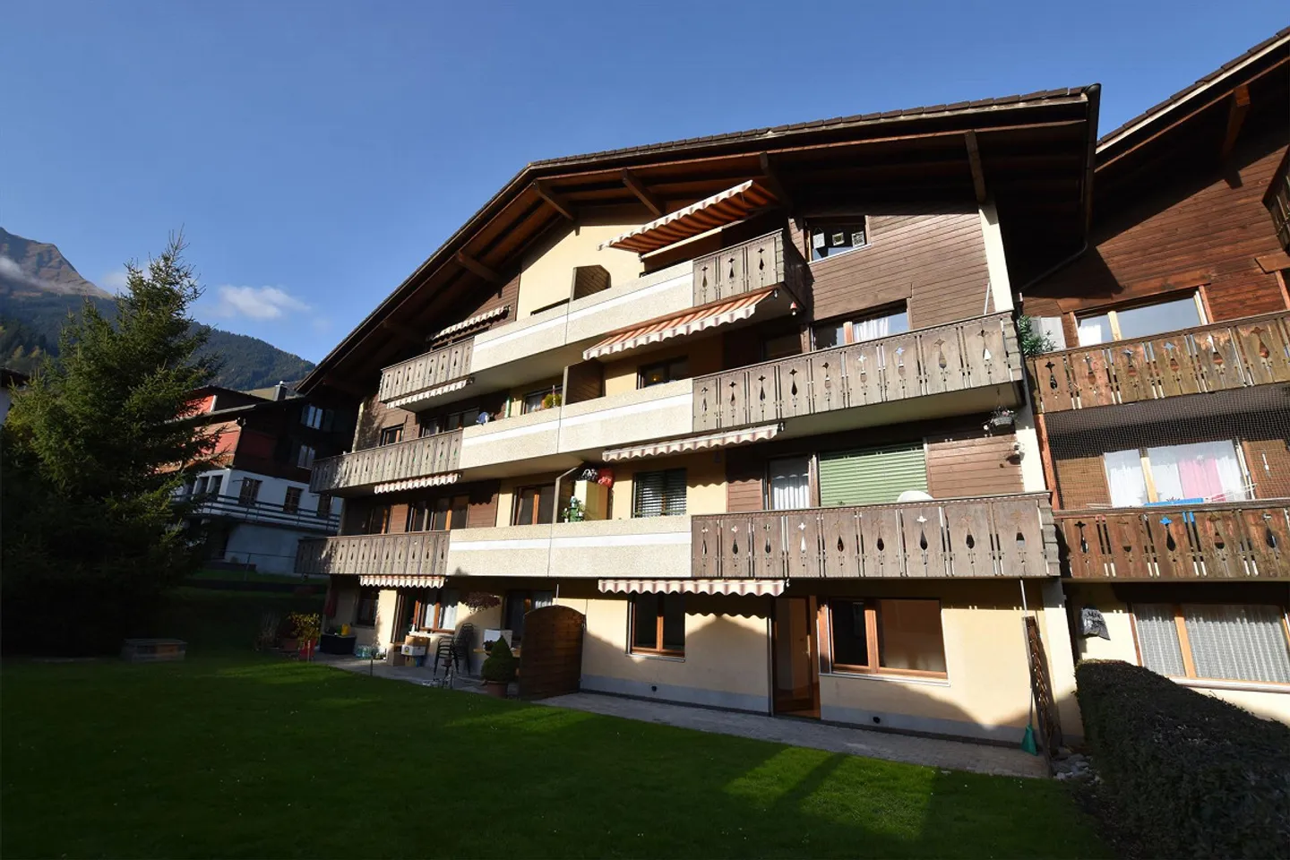 Schöne, helle 4-Zimmer-Parterrewohnung in Frutigen - Photo 1 sur 10