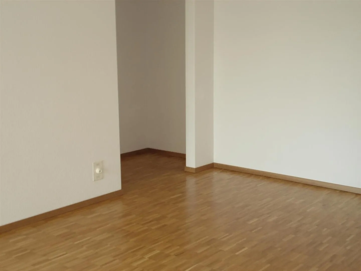 Modern, bright 3.5 room apartment with a large balcony - Photo 7 of 7