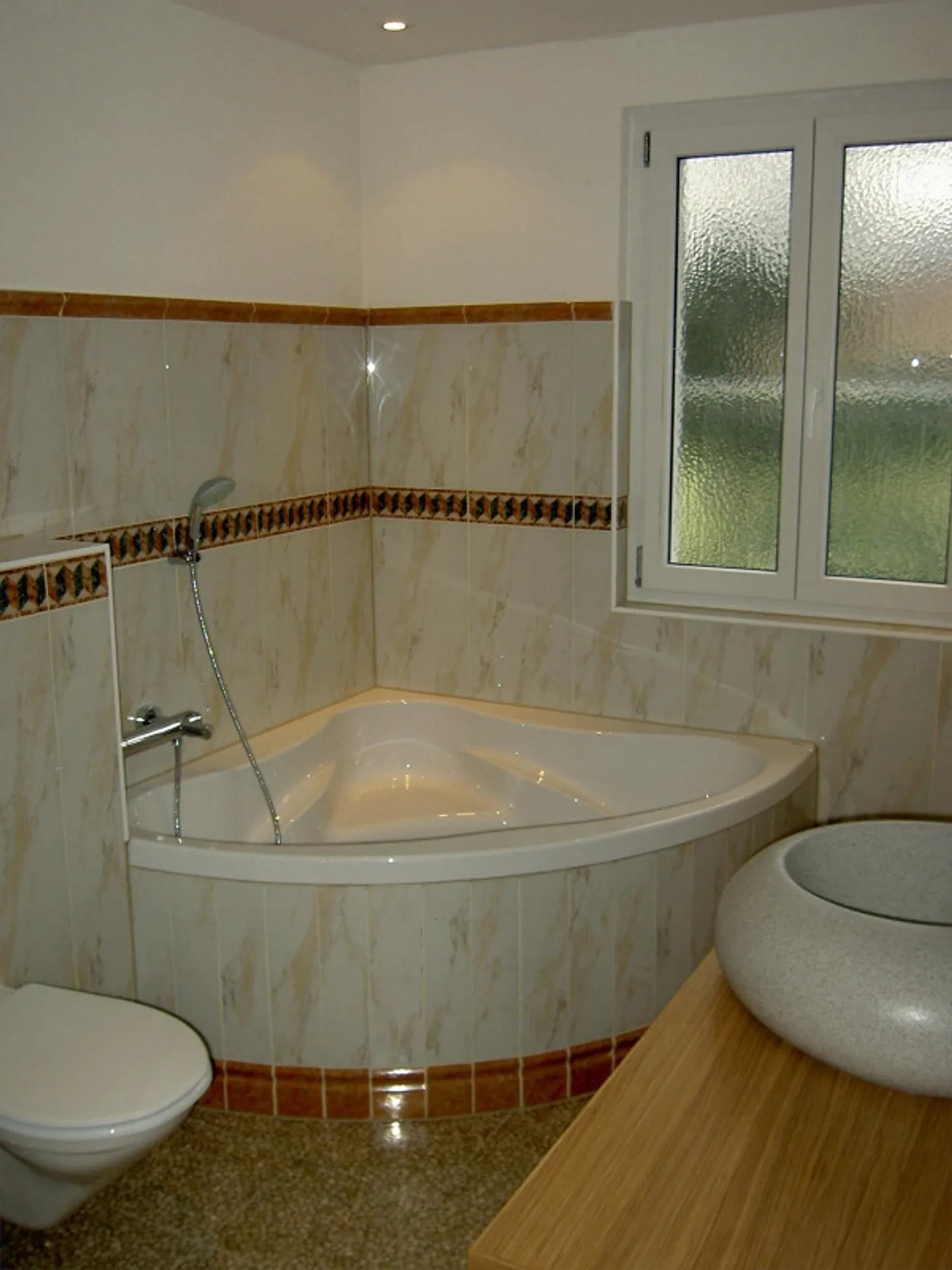 2.5 - 4 Room Loft Maisonette Apartment - Photo 5 of 20