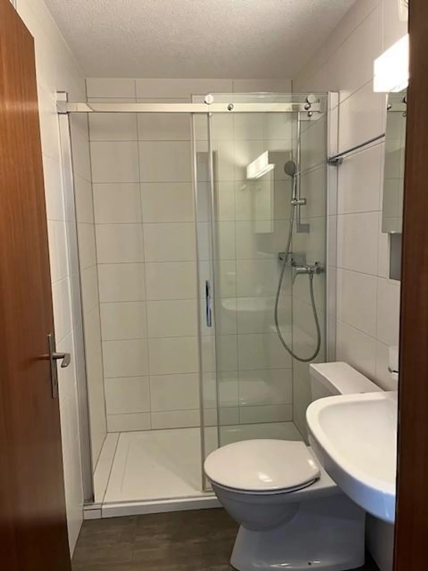 Schöne, helle 4-Zimmer-Parterrewohnung in Frutigen - Photo 8 sur 10