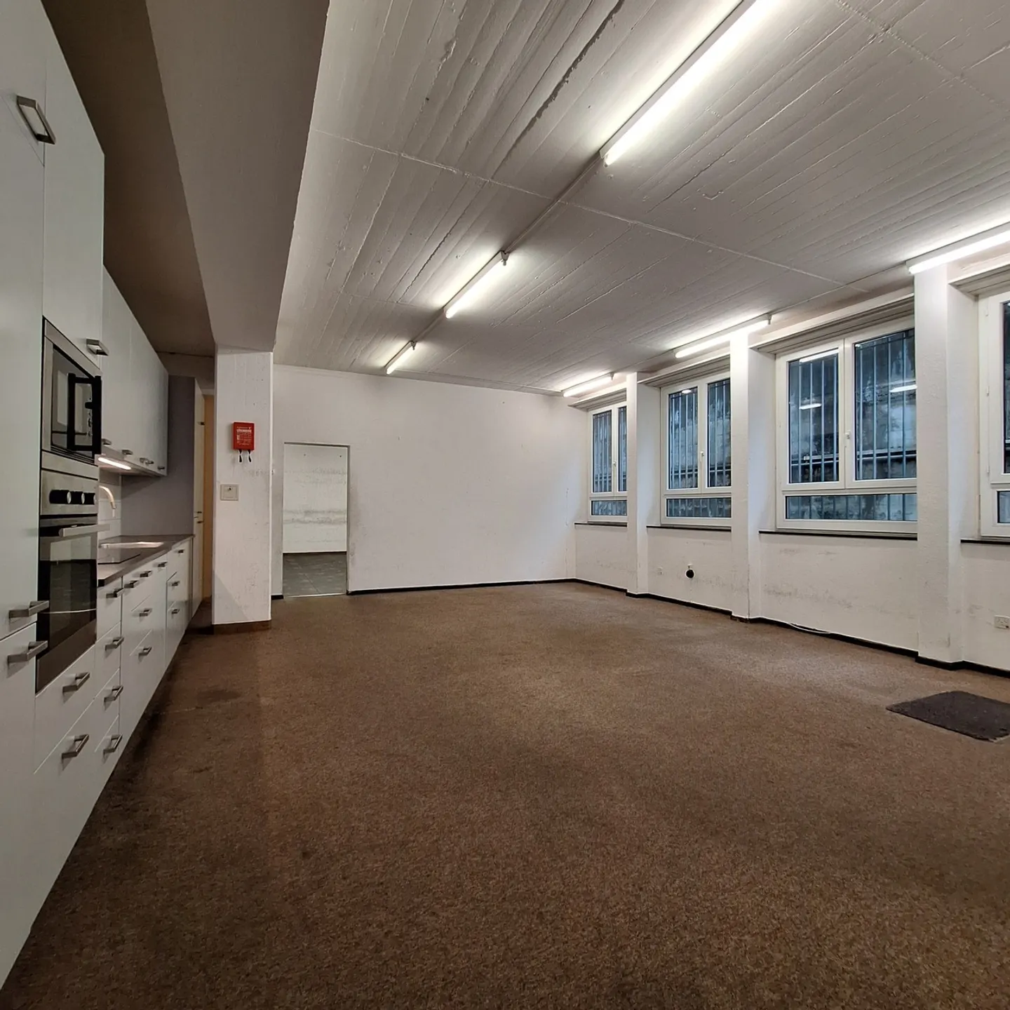 Spazio commerciale versatile - Foto 8 di 19