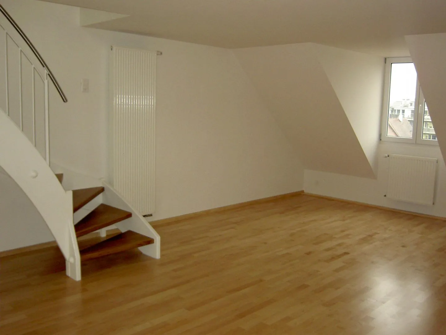 2.5 - 4 Room Loft Maisonette Apartment - Photo 11 of 20
