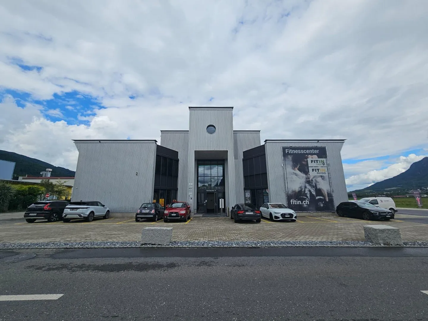 Attraktive Büroflächen in Sevelen - Foto 2 von 18