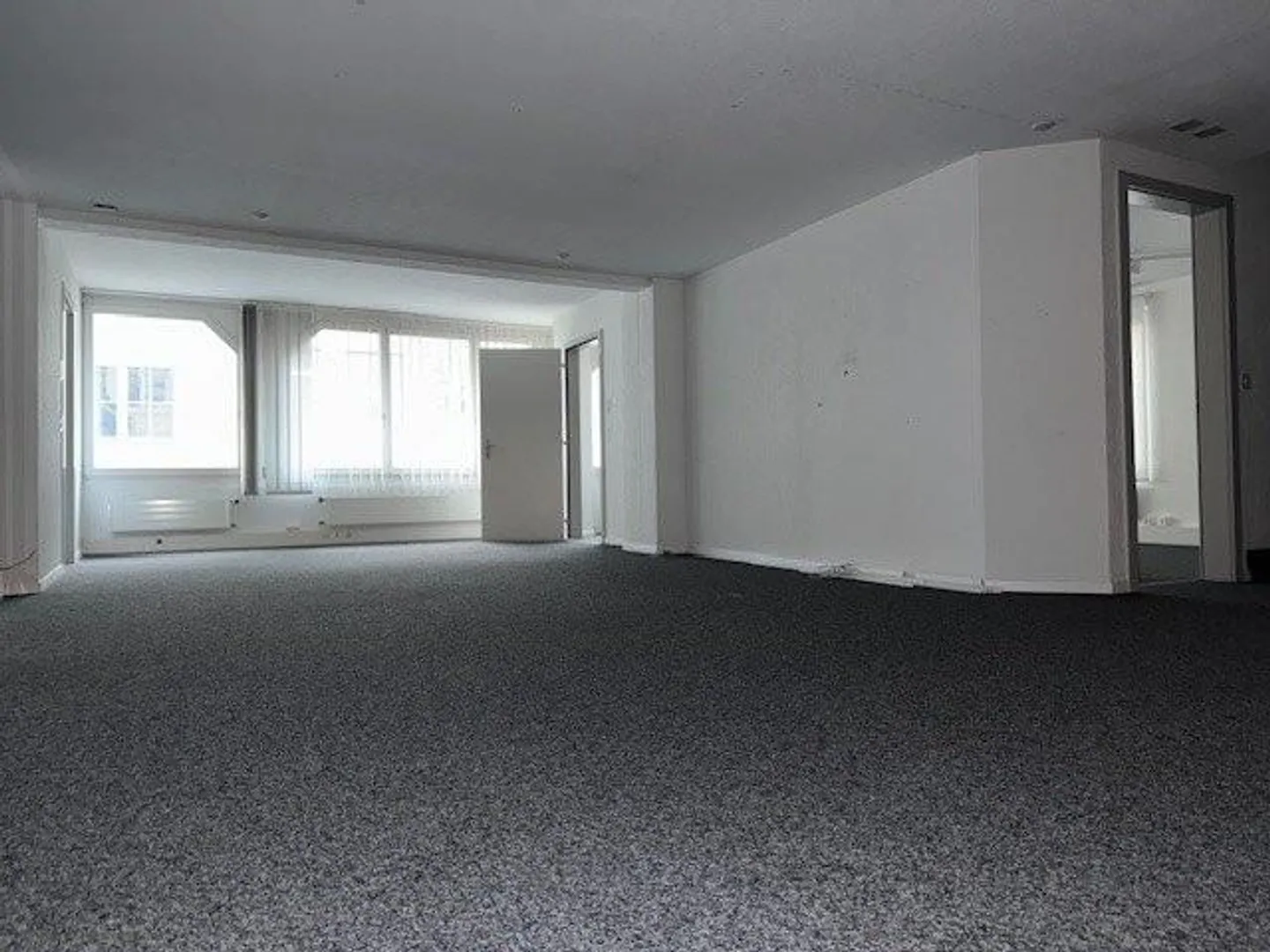 Commercial Space in Prime Location Marktgasse - Photo 4 of 9