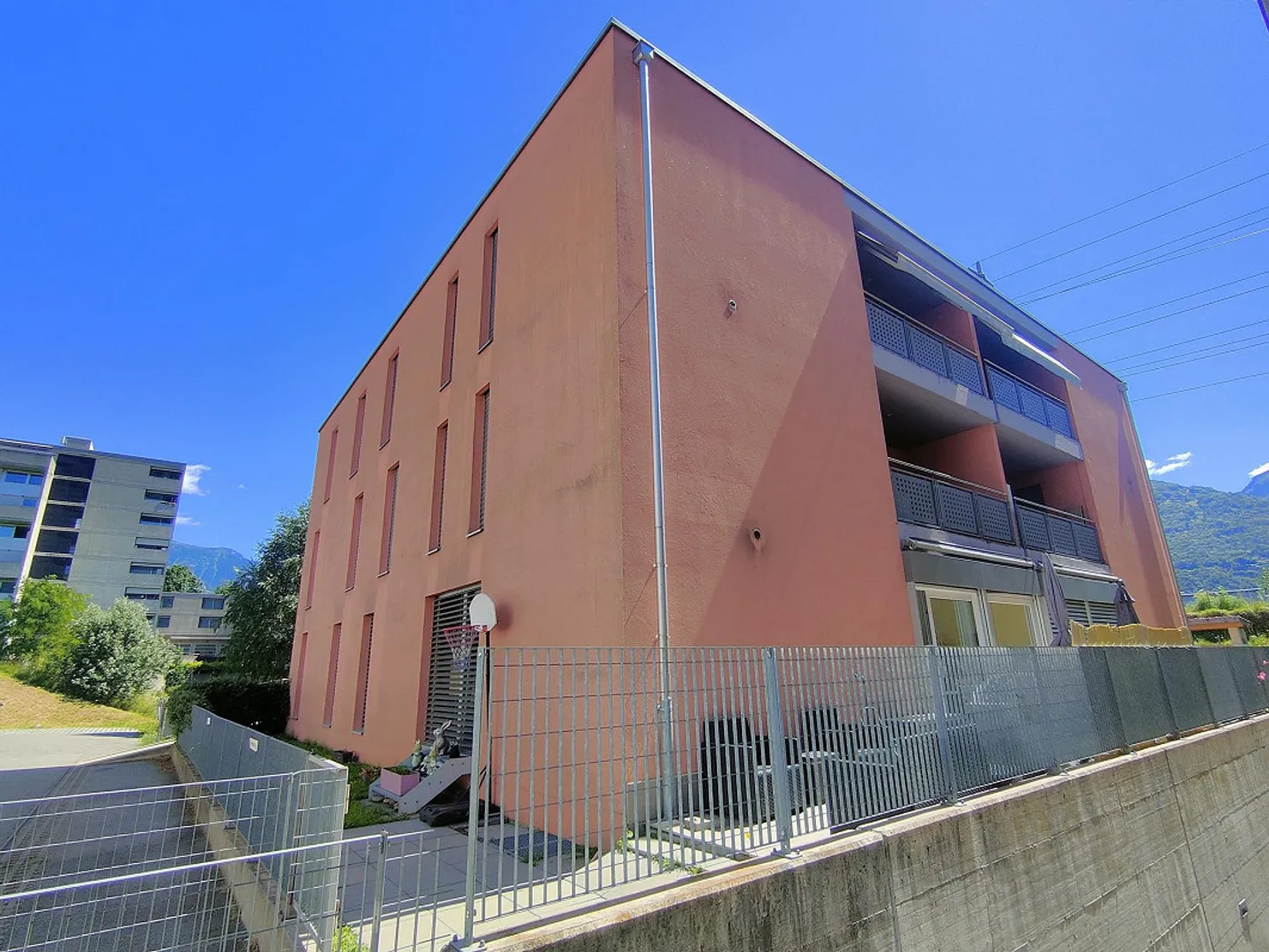 4 ½ Zimmer Wohnung, 2. und letzter Stock, Wohngebiet Monte Carasso - Foto 1 von 17