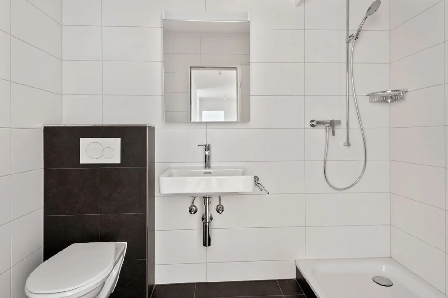 Your new home facilitates all your travels - Photo 10 of 12