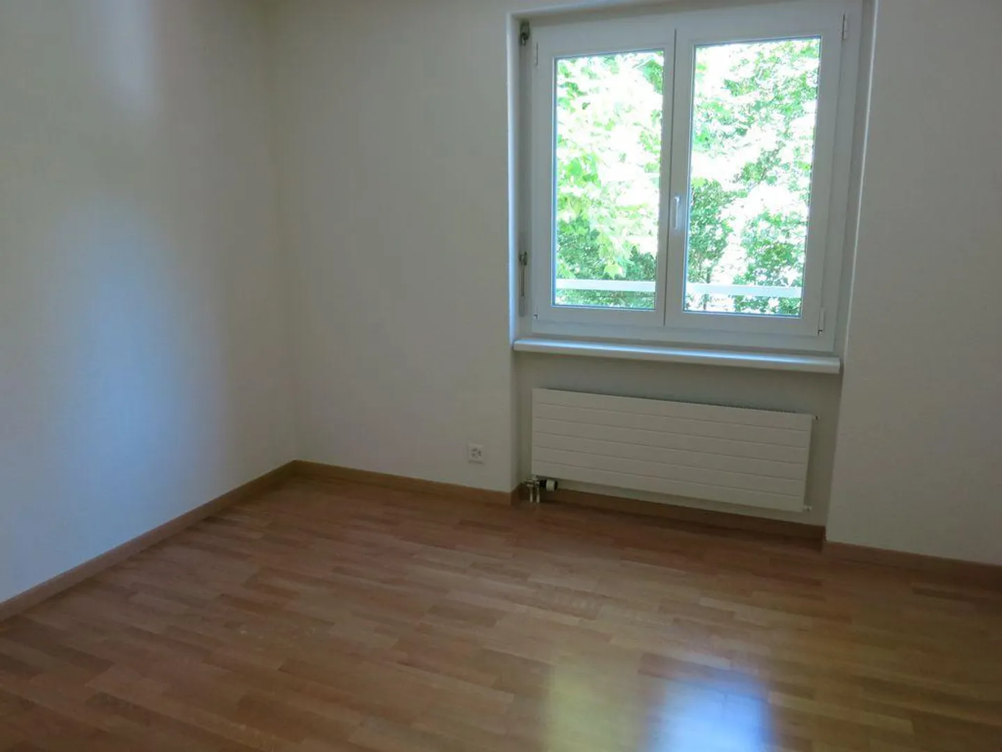Bright 4.5-room apartment with balcony in a quiet location in Frauenfeld - Photo 12 of 13