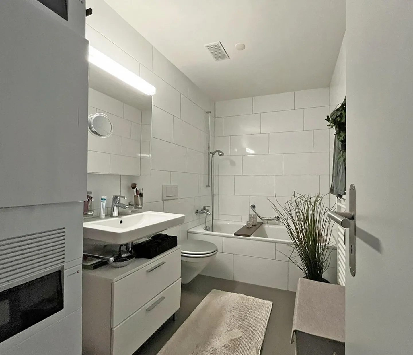 2.5-room garden apartment with private washing tower - Photo 4 of 9