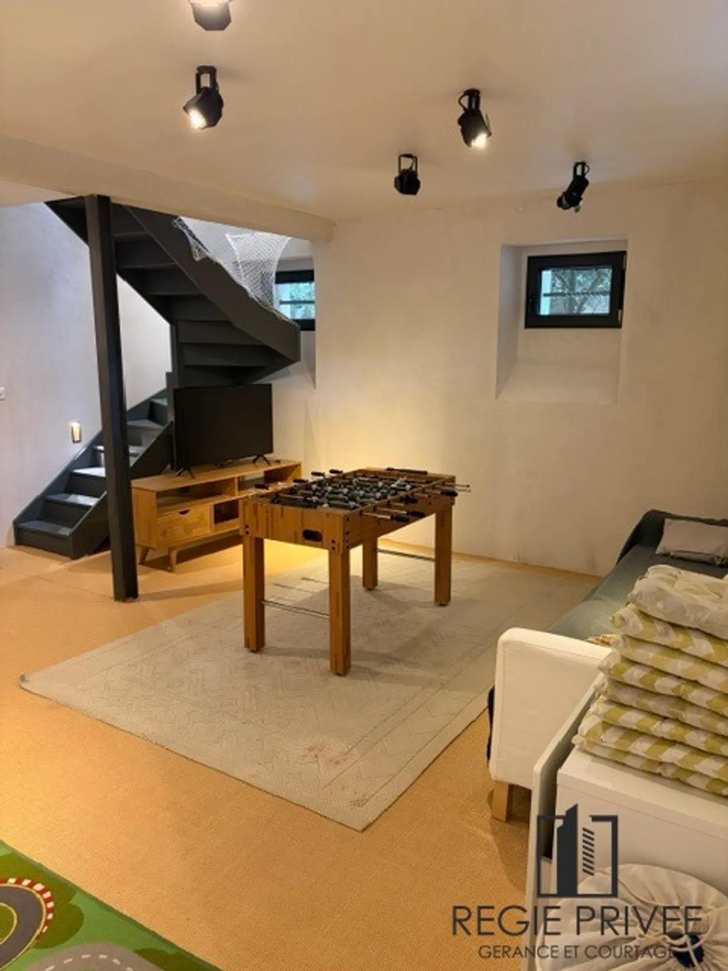 Prächtiges Dreifamilienhaus mit großem Garten im Zentrum von Lausanne - Foto 1 von 13