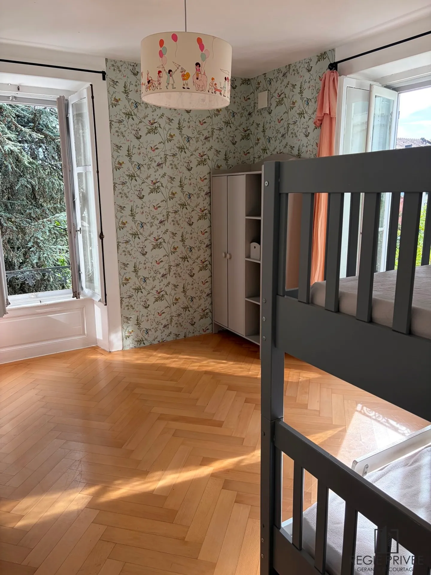Prächtiges Dreifamilienhaus mit großem Garten im Zentrum von Lausanne - Foto 8 von 13
