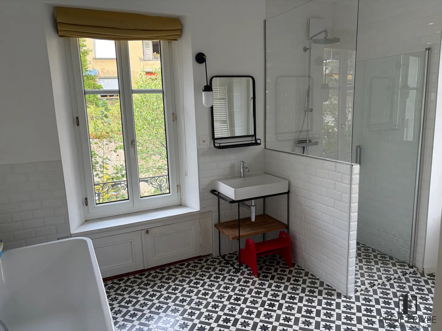 Prächtiges Dreifamilienhaus mit großem Garten im Zentrum von Lausanne - Foto 10 von 13