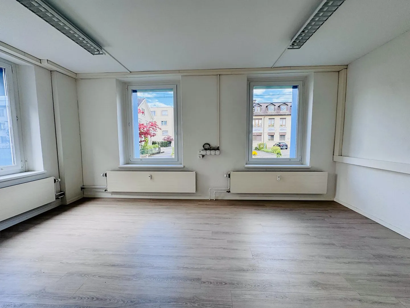 Travail dans un emplacement central à Uster - Photo 7 sur 9