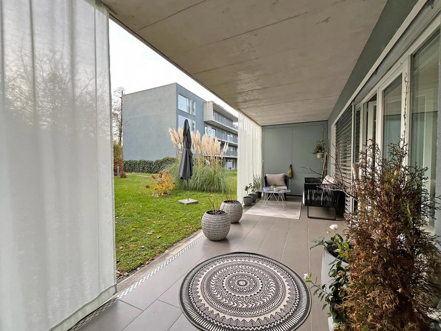 2.5-room garden apartment with private washing tower - Photo 7 of 9